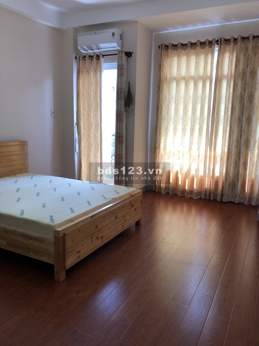 Cho Thuê Nhà mặt tiền Nguyễn Ngọc Phương: Trệt Lửng 3 Lầu: DTSD 350m2: cho đầu tư CH, Homestay