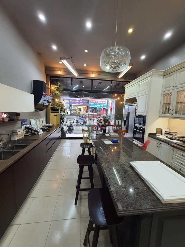Mình cần bán nhà mặt phố Nguyễn Lương Bằng 100m2, mt 5m, giá 22.5 tỷ, làm việc chính chủ
