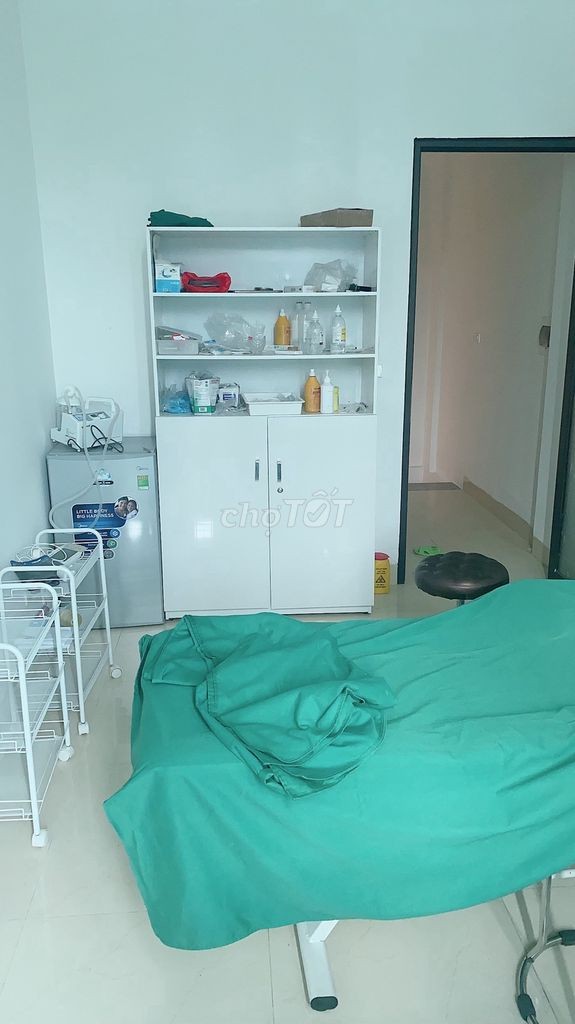 Cần sang nhương spa mặt đường Bưởi, Phường Vĩnh Phúc, Quận Ba Đình, Hà Nội