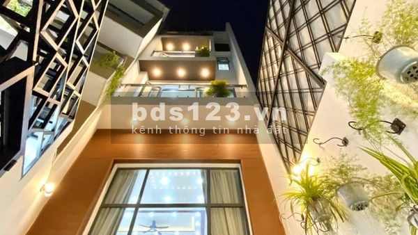 Bán nhà Đẹp Phùng Khoang, Gara Ô Tô, Dân trí cao, Sầm uất, thông Mộ Lao, 37m, Dưới 5 tỷ