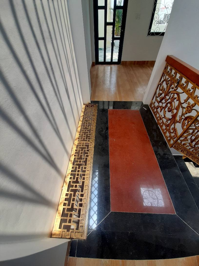 Vay xã hội đen Bán gấp Nhà đẹp long lanh, 392/8B Nguyễn Tri Phương, Quận 10, 40m2, 3 Tầng, 5 Tỷ 2