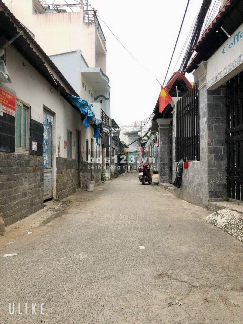 Bán nhà 3 phòng ngủ hẻm 1247 Huỳnh Tấn Phát Phường Phú Thuận Quận 7