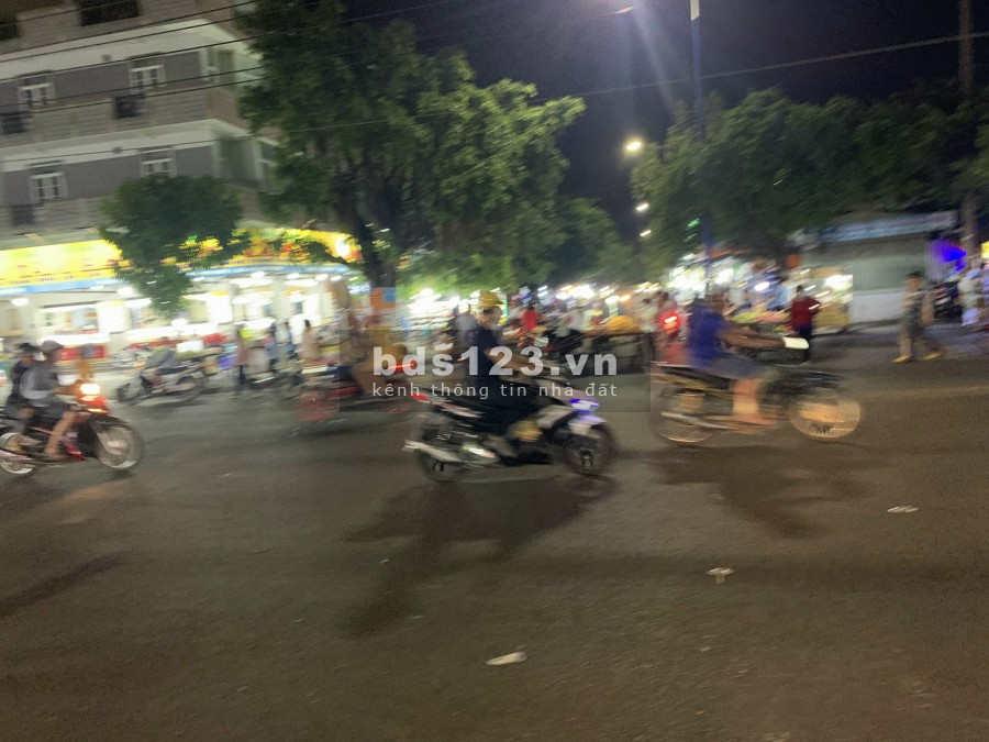 Bán Đất Khu Đô Thị Mỹ Phước - Bến Cát Cách Ql13 700m,Đường 16m Dân Cư Đông Đúc