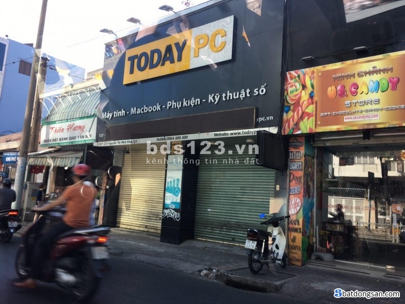 Chả gì sướng bằng nhà mặt phố bố làm quan Lô góc mặt phố Minh Khai chỉ 4.3 tỷ