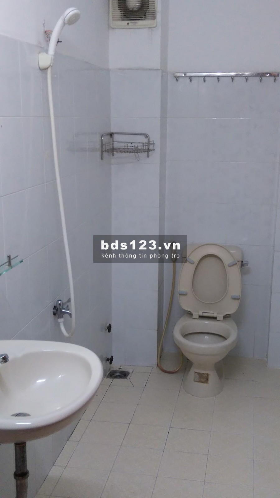 CHO NỮ THUÊ PHÒNG TRỌ QUẬN PHÚ NHUẬN