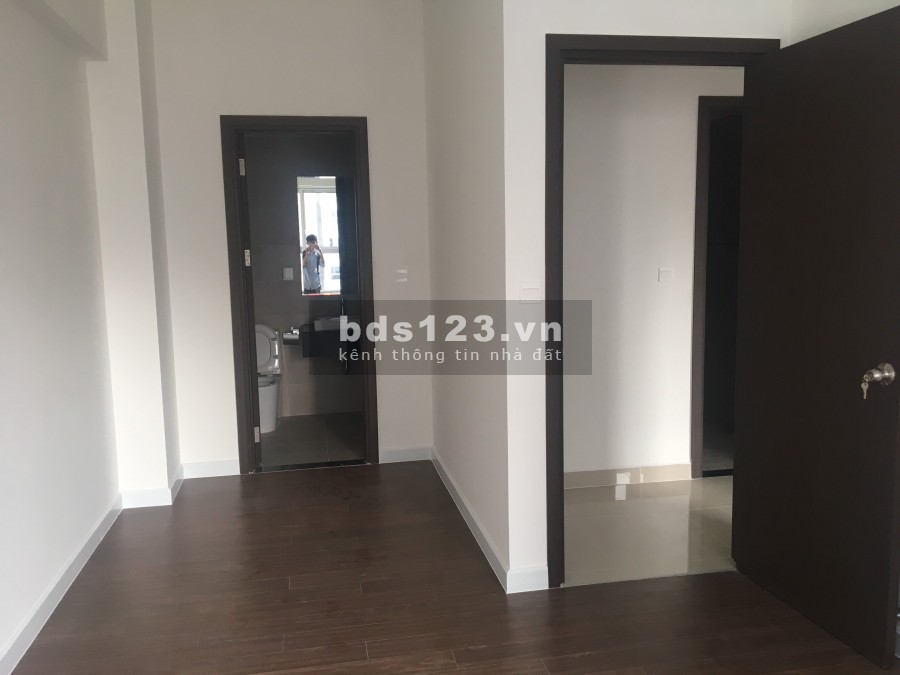 Bán căn hộ Sunrise Riverside 2PN 2WC 70m2 giá 2.77tỷ bao thuế phí, HTCB (ảnh). Hotline : 0946894828