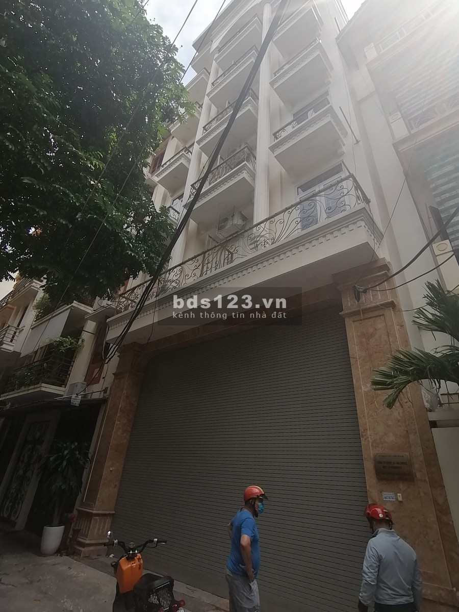 Bán tòa nhà Khách Sạn mặt ngõ phố Đỗ Quang 18 phòng. Giá bán 36 tỷ