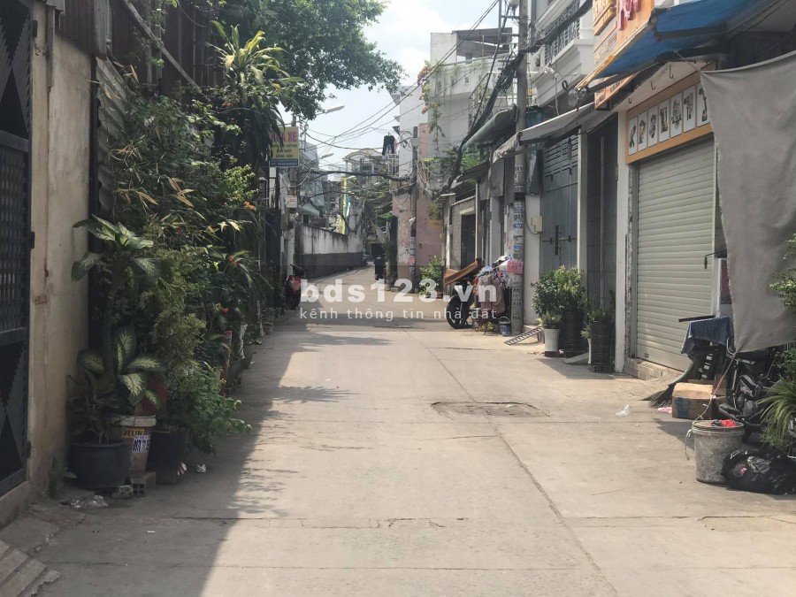 Bán nhà bề ngang khủng hẻm xe hơi Gò Vấp