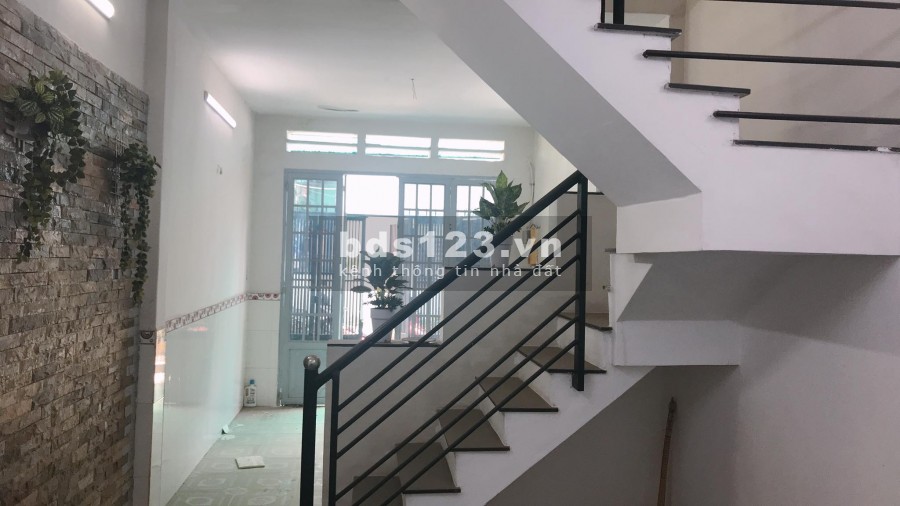 Bán nhà bề ngang khủng hẻm xe hơi Gò Vấp