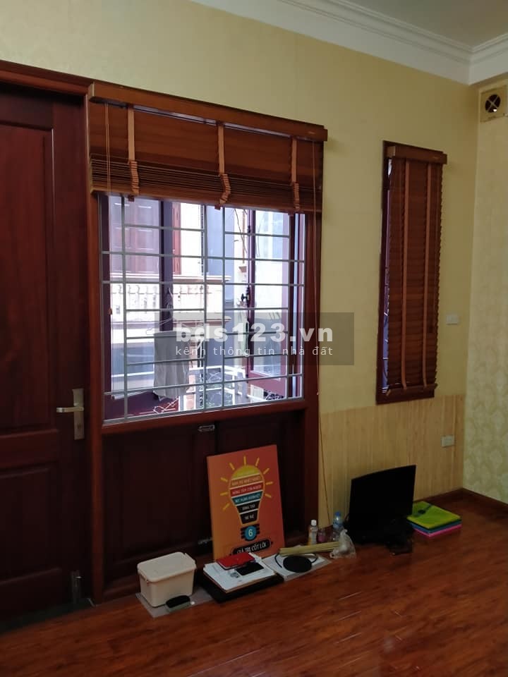Bán nhà Khương Trung, Thanh Xuân, Hà Nội, 40m2 x 4 tầng, giá 3.48 tỷ.