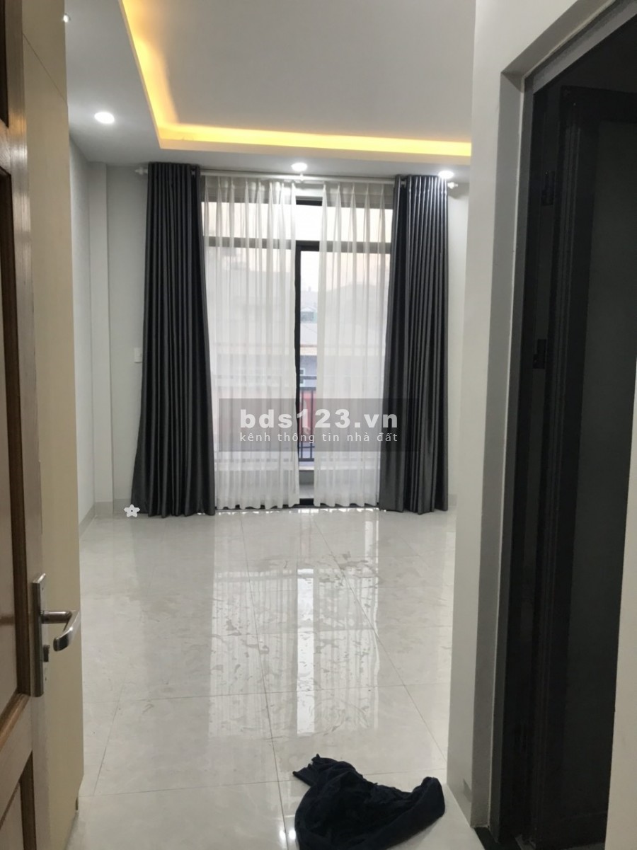 Nhà Phú Thọ Hòa, 4 lầu, sân thượng,mới 100%, Full máy lạnh