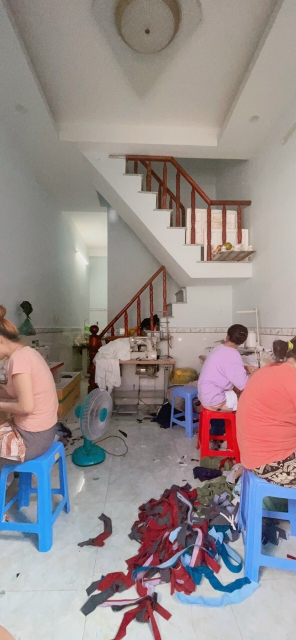 Nhà bán lô nhì hẻm 28/ Đào Tông Nguyên, Xã Phú Xuân, Nhà Bè 4PN giá 1.79 tỷ