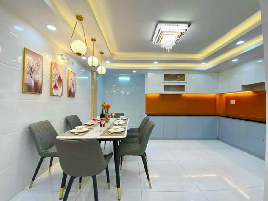 Siêu Phẩm Nhà 1 Trệt 4 Lầu Mặt Tiền Hẻm 15m Đường Quang Trung P10 q. Gò Vấp