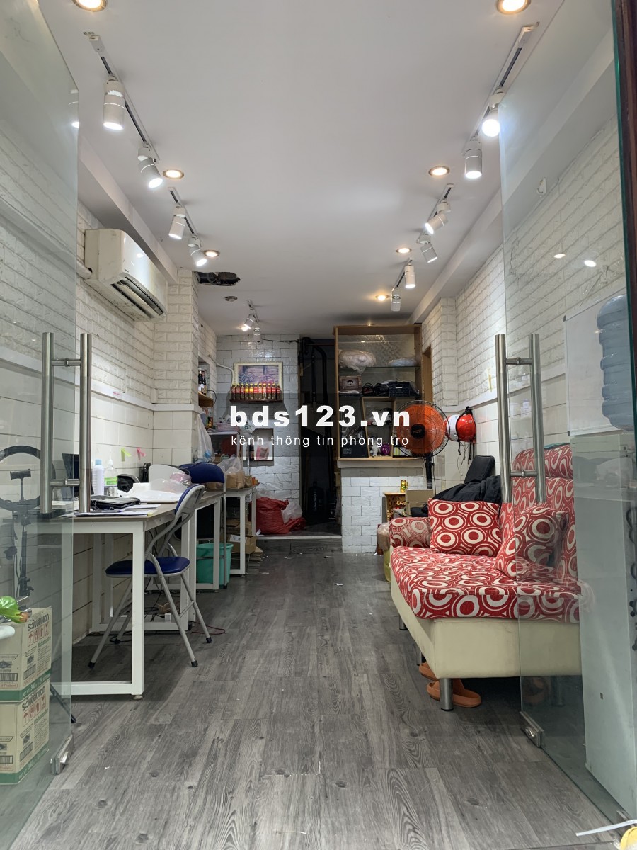 PHÒNG TRỌ CHO THUÊ TRONG NHÀ 4 LẦU, CÓ MÁY LẠNH, TỦ LẠNH, MÁY GIẶT, BÌNH NÓNG LẠNH, NẤU ĂN RIÊNG, CÓ CỬA SỔ THOÁNG MÁT