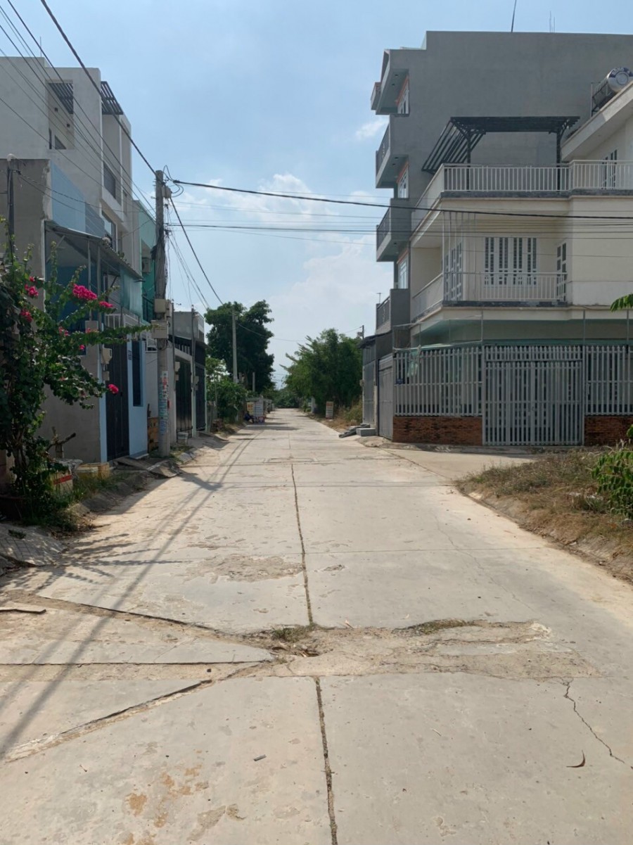 Bán đất đẹp Long Phước khu dân cư hiện hữu 4x20, 3ty050