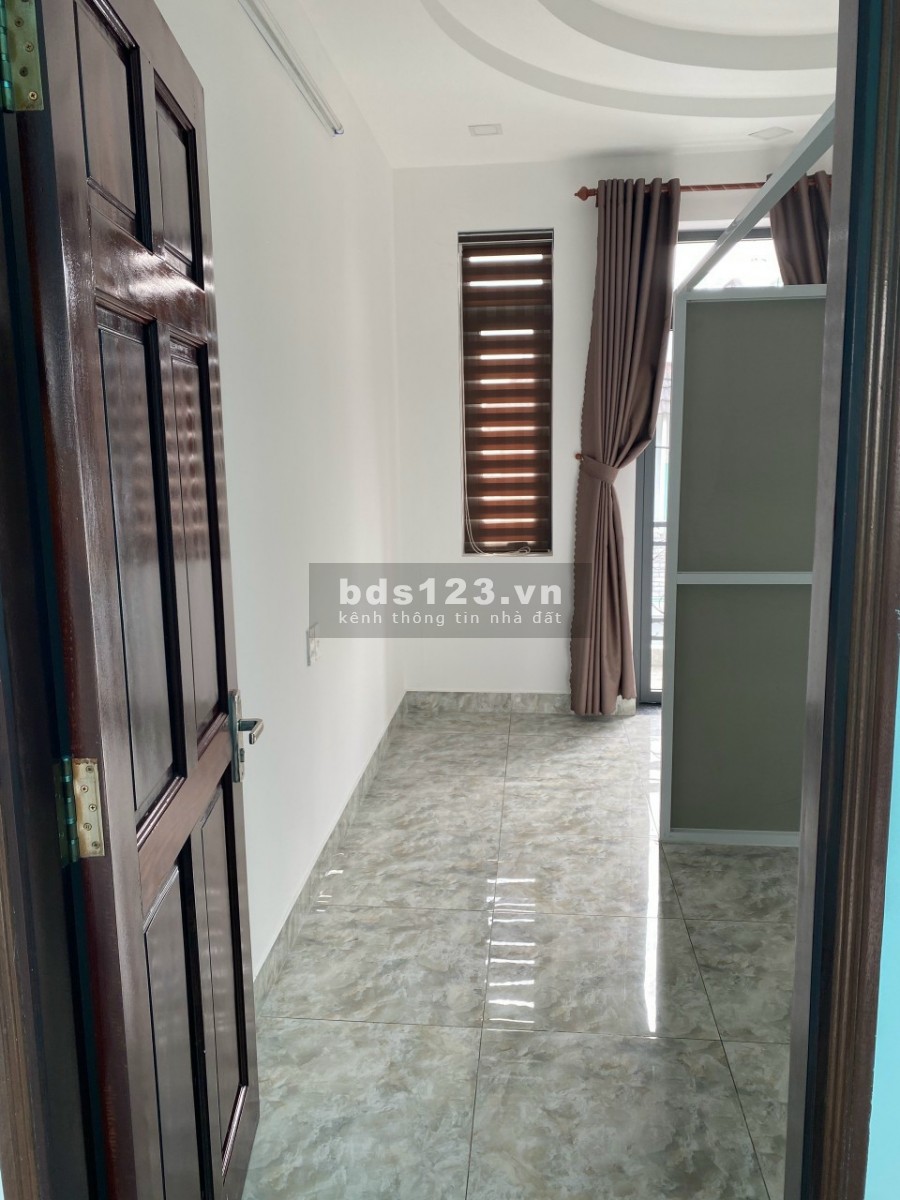 Do mùa dịch kẹt tiền nên cần ra đi nhà hóc môn giá 860 triệu