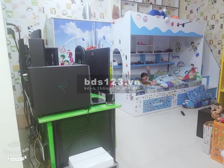 Bán Nhà Mặt Tiền Quận Phú Nhuận Công Năng Tốt, Giá Yêu Thương. LH: 0932155399.