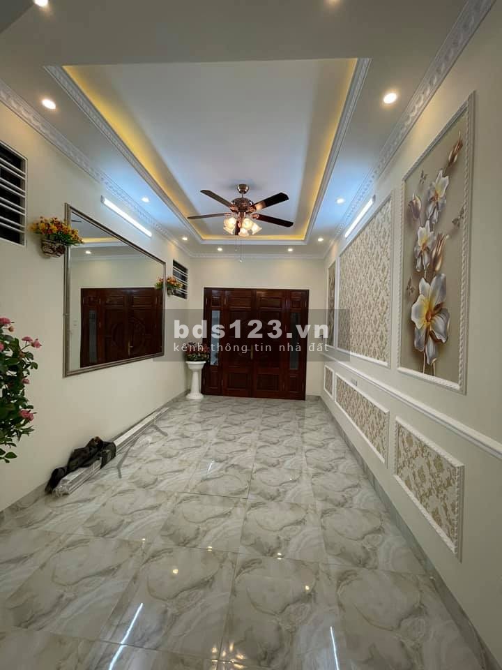 Đại Hạ Giá sau dịch Mai Động 45m2*4T chỉ 2.8 tỷ Kinh doanh đỉnh ,oto đỗ cửa