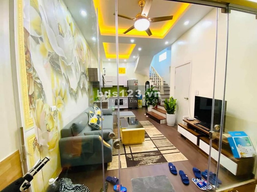 NHÀ ĐẸP LÔ GÓC TẶNG NỘI THẤT TRUNG TÂM HAI BÀ TRƯNG GIÁ 3.6 tỷ