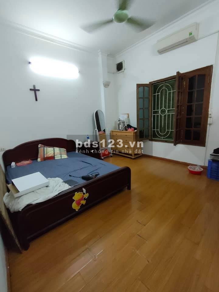 Bán nhà Phú Diễn, 3 ô tô tránh, nhà đẹp 4T. Hồ điều hòa. Giá 3tỷ hơn