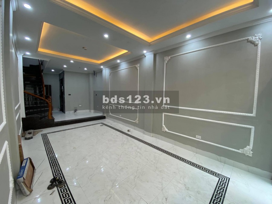 NHỈNH 7 TỶ SỞ HỮU NHÀ TÂY HỒ THANG MÁY Ô TÔ VÀO NHÀ 44M x 6T