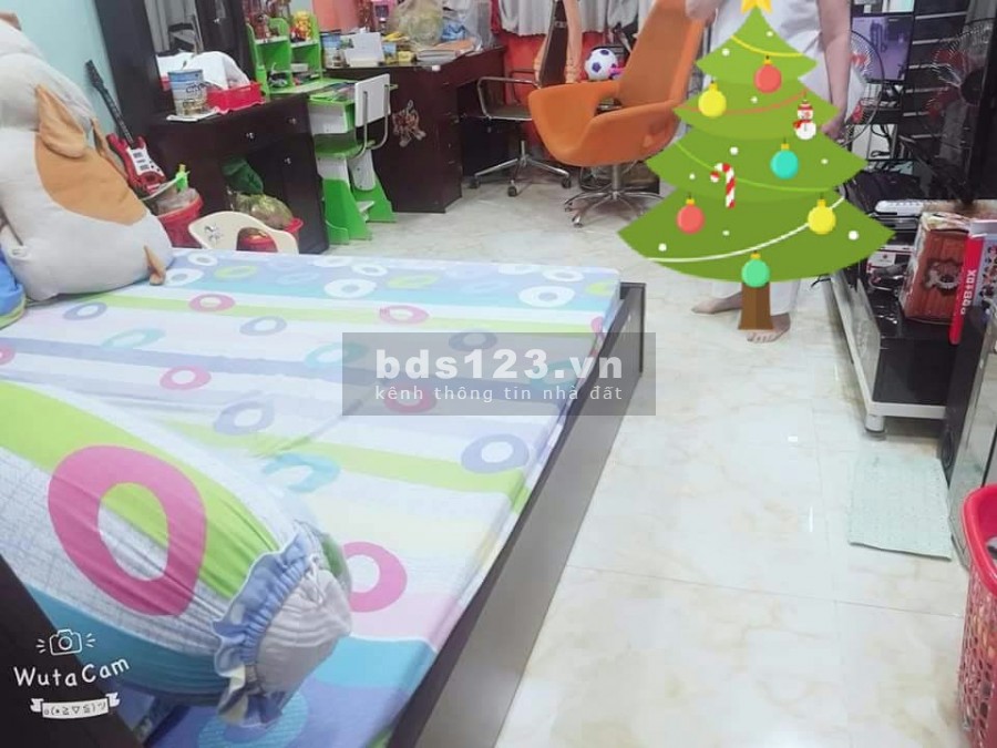 Bán Nhà Mặt Tiền Quận Phú Nhuận Công Năng Tốt, Giá Yêu Thương. LH: 0932155399.