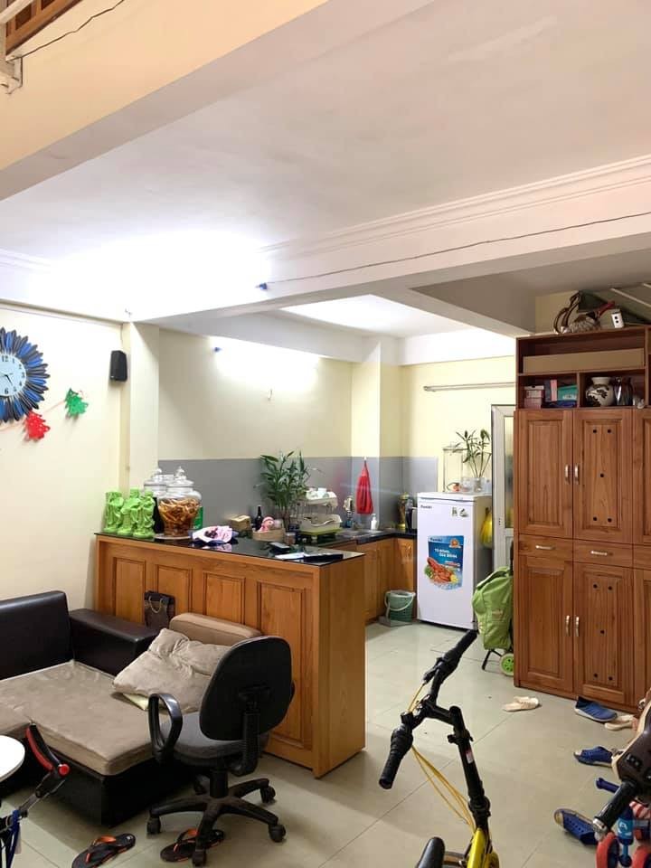 Bán Nhà Vũ Trọng Phụng 38m2, Ngõ Nông Rộng, Gần Phố, Nhà Đẹp Hiện Đại, MT 5m 4.65 Tỷ