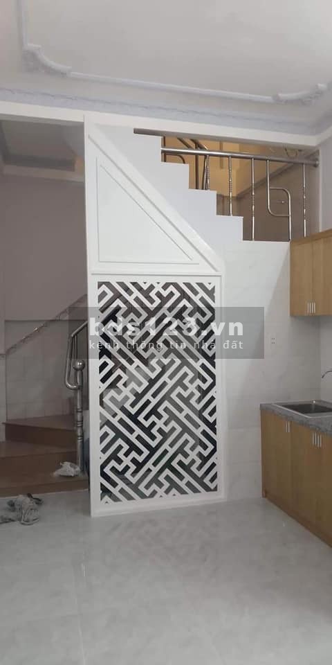 Bán nhà 4 tầng đường Hoàng Diệu Phường 8 Quận 4 giá 4,3 tỷ.