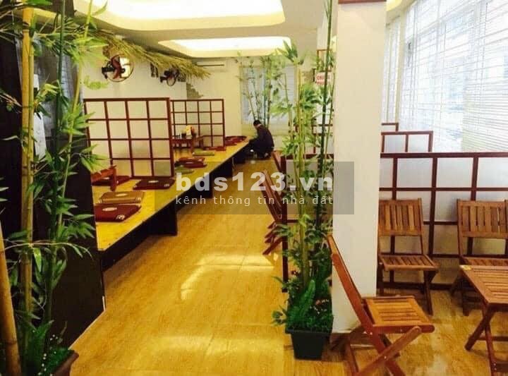 Nhà lô góc Trần Duy Hưng, ô tô đỗ cửa, DT 70m2xMT 12m , 6 tầng , giá 13.9 tỷ