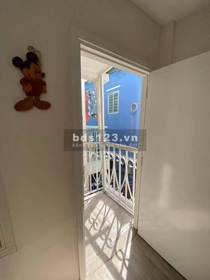 Bán nhà nhỏ xinh ngắm view đẹp Sài Gòn, 20m2 nhà đầy đủ công năng. Trường Sa, P 17, Bình Thạnh – Giá 1.49 Tỷ