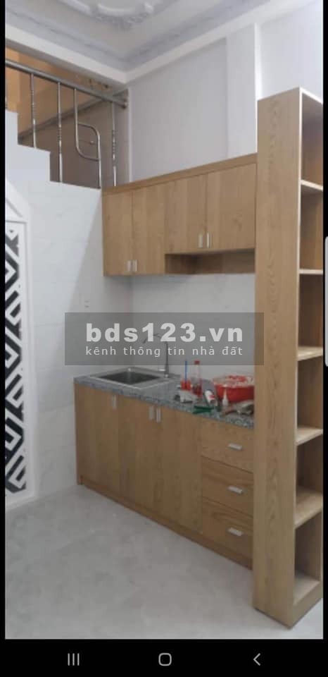 Bán nhà 4 tầng đường Hoàng Diệu Phường 8 Quận 4 giá 4,3 tỷ.