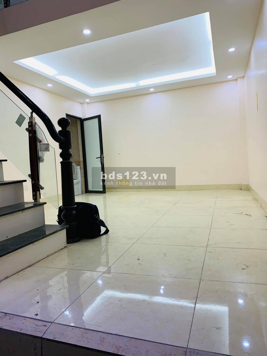 Bán nhà, Mới, lô góc, 522 Trường Chinh – Ngã Tư Sở, 28m2 * 6T, kinh doanh.