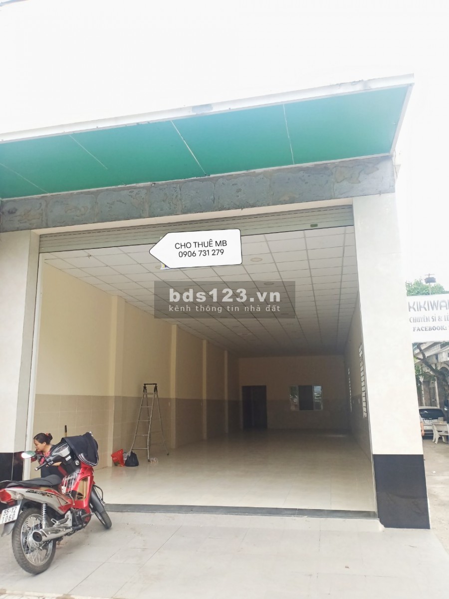 Cho thuê gấp mặt bằng kd trung tâm Q12, vào ngay, đường TTH07. Giá 22tr (TL)