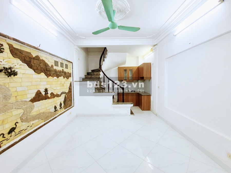 Bán nhà P.Dương Văn Bé 25m 4 tầng SDCC, giá 1.86 tỷ