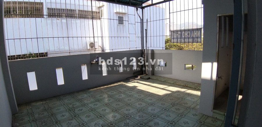 ■ NHÀ MỚI SƠN SỬA GÓC NGÃ 3 MẶT TIỀN (ĐỐNG ĐA-PHAN ĐÌNH PHÙNG) CHO THUÊ NGUYÊN CĂN 317A ĐỐNG ĐA, QUY NHƠN, BÌNH ĐỊNH DT: 5x22=110m2