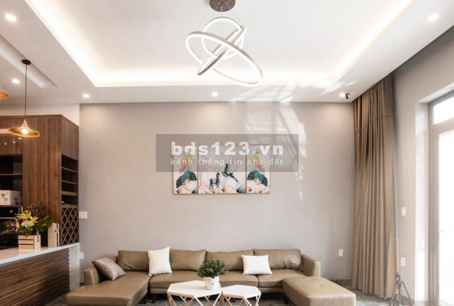 Bán nhà Ngọc Lâm 40m2 3 mặt thoáng 15m ô tô đỗ 50m Gara giá 3.09 tỷ
