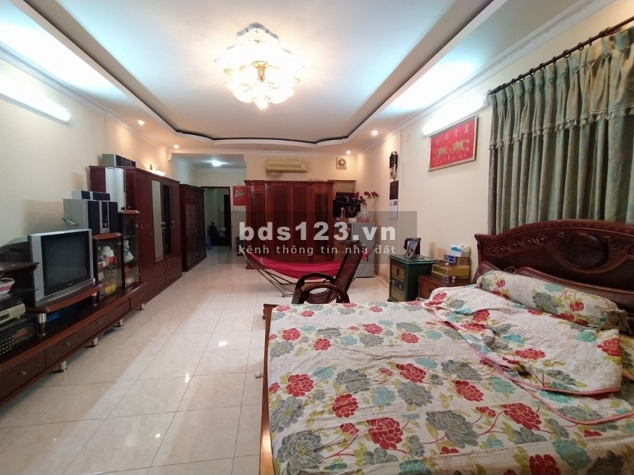 Cho thuê Nguyên Căn mặt tiền Trần Trọng Cung Quận 7, 5x25, 3 lầu, 8PN 7WC