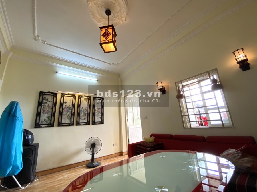 Nhà Đẹp Ở Luôn, Phố Nguyễn Văn Cừ, ngõ ô tô, 60m2, 4.8tỷ