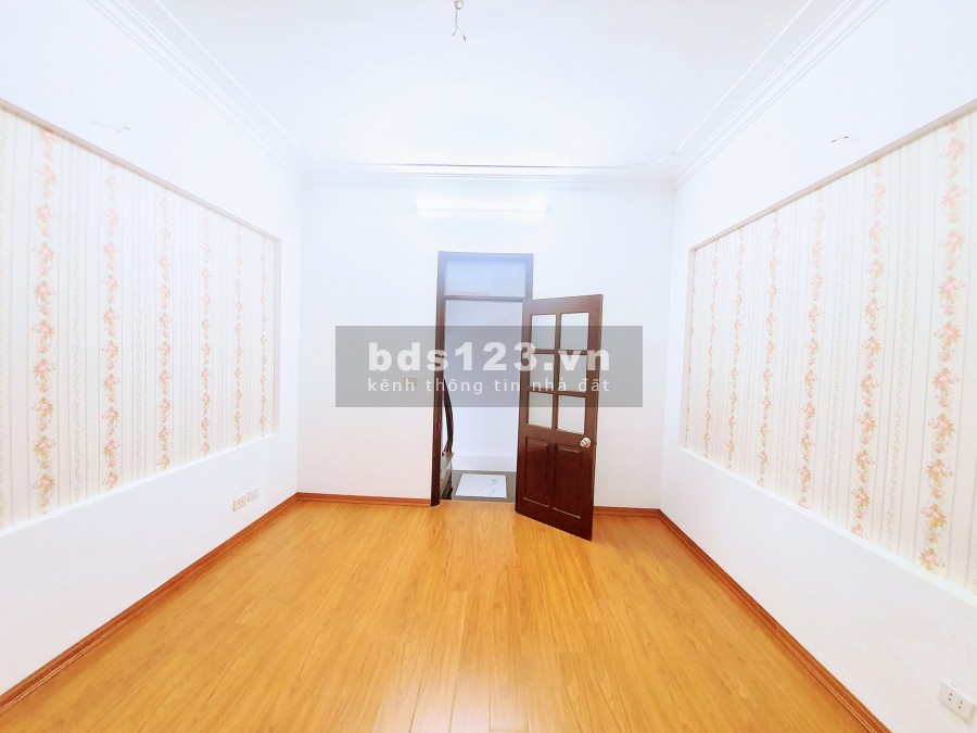 Bán nhà P.Dương Văn Bé 25m 4 tầng SDCC, giá 1.86 tỷ