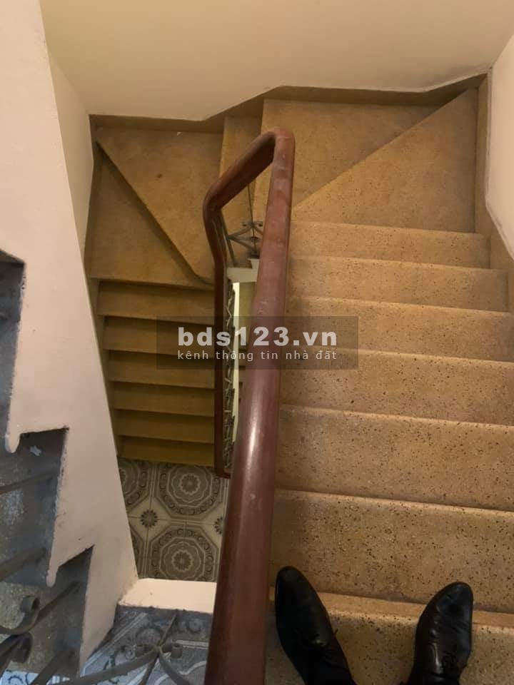 Cần bán nhà MẶT PHỐ TRẦN VĨ 63m2, 5 tầng