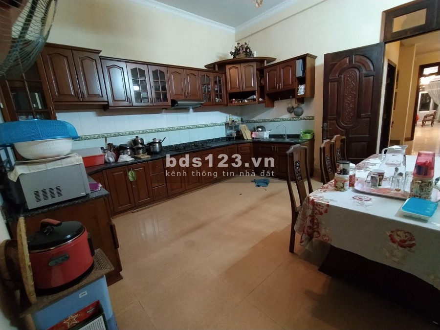 Cho thuê Nguyên Căn mặt tiền Trần Trọng Cung Quận 7, 5x25, 3 lầu, 8PN 7WC