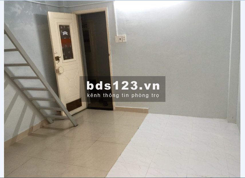 Phòng trọ Quận 10 gác, máy lạnh, giờ tự do từ 2tr5