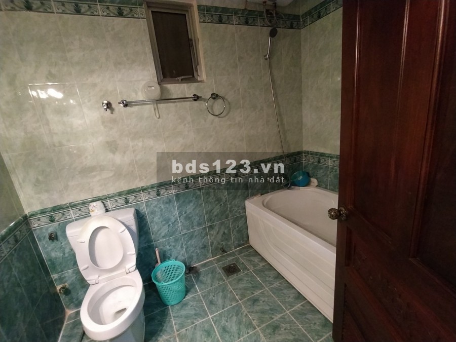 Cho thuê Nguyên Căn mặt tiền Trần Trọng Cung Quận 7, 5x25, 3 lầu, 8PN 7WC
