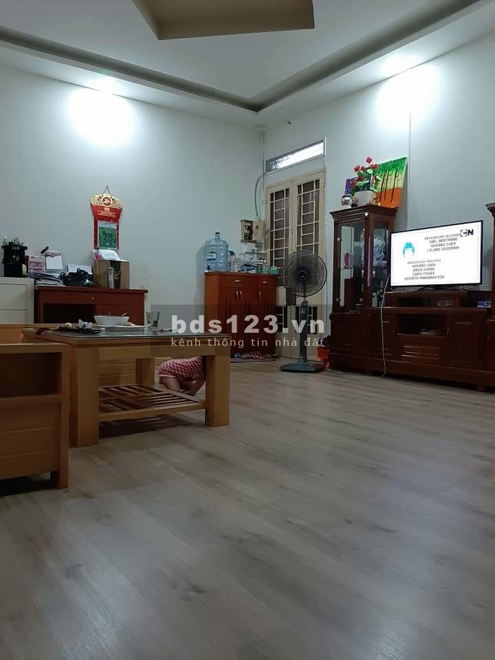 Bán gấp chung cư sơn kỳ cầu thang bộ 72m2 nhà cực đẹp 1tỷ580tr lầu 4