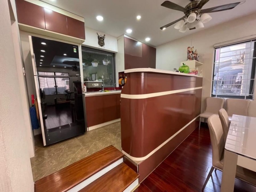Bán Nhà Kinh Doanh Tây Sơn, Đống Đa, 60m2, 5T, MT6m, Ô Tô Đỗ, Kinh Doanh Tấp Nập, Chỉ Hơn 17 Tỷ