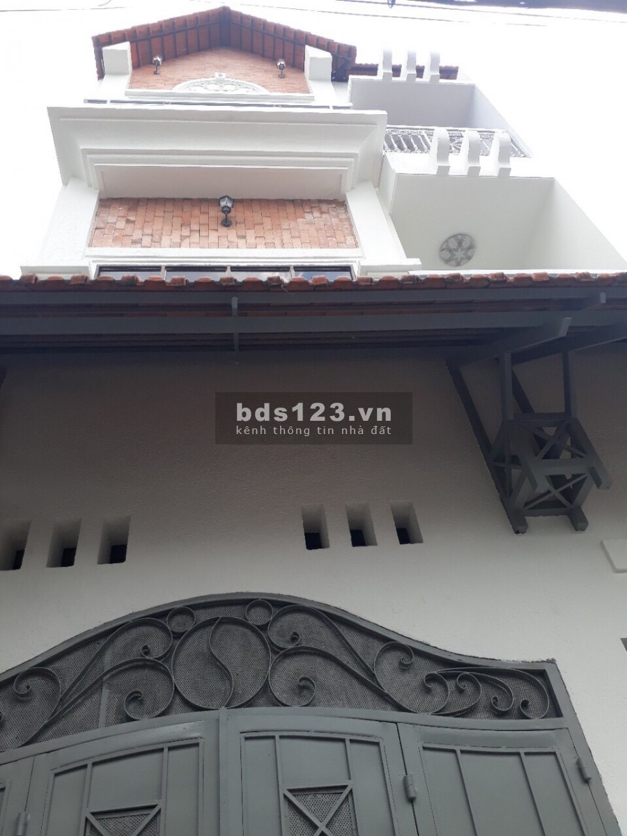 Hot Hot bán Biệt Thự mini có gara 423/10 Nguyễn Kiệm, P. 9, Phú Nhuận.