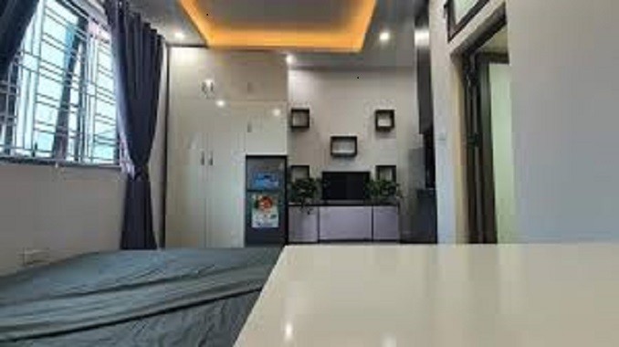 Bán nhà Thịnh Quang, Đống Đa 100m2, 7 tầng thang máy, 22P, doanh thu 100 triệu/ tháng, giá 13 tỷ (thương lượng)