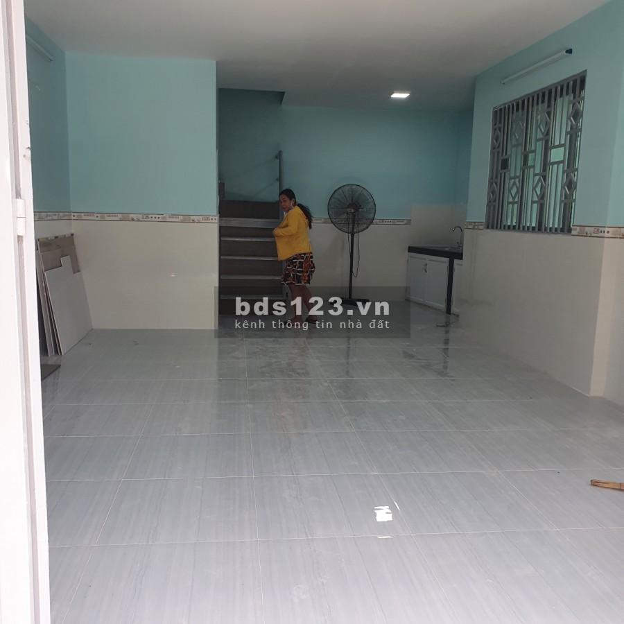 Cho thuê nhà nguyên căn hẻm rộng tiênh làm kho xưởng