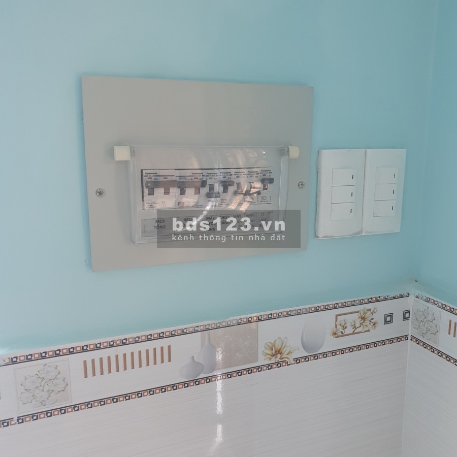 Cho thuê nhà nguyên căn hẻm rộng tiênh làm kho xưởng