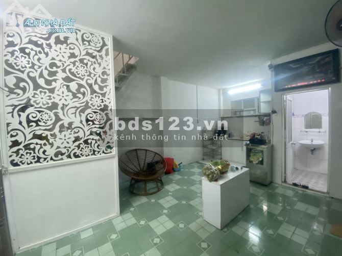 Chính chủ cho thuê nhà 1 trệt + 1 lầu đúc, (nhà một sẹc) gần mặt tiền đường Quốc lộ 13 cũ, Hiệp Bình Phước, Thành phố Thủ Đức.